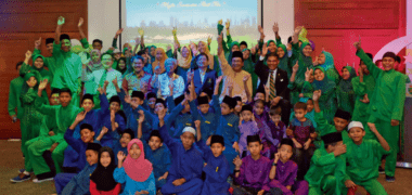 Orphans Get Hari Raya Treat